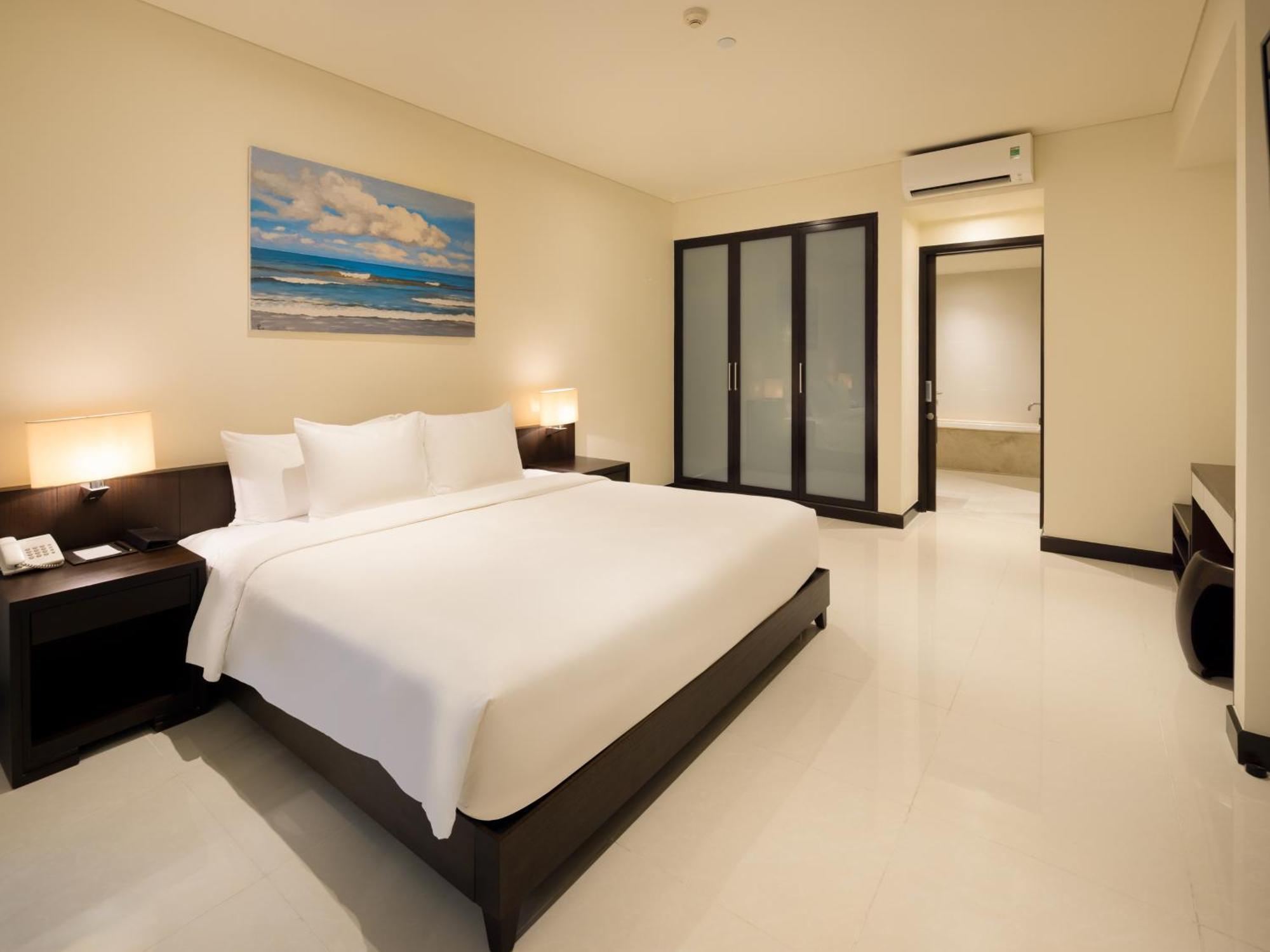 The Costa Nha Trang Residences Buitenkant foto